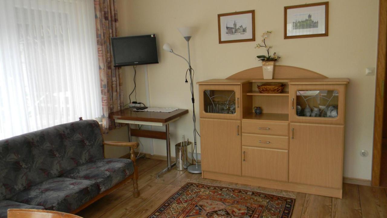 Gastehaus Am Calmont Bed & Breakfast Едигер-Елер Екстериор снимка