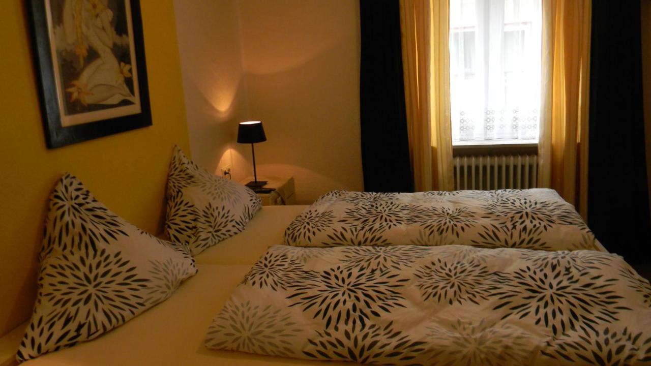 Gastehaus Am Calmont Bed & Breakfast Едигер-Елер Екстериор снимка