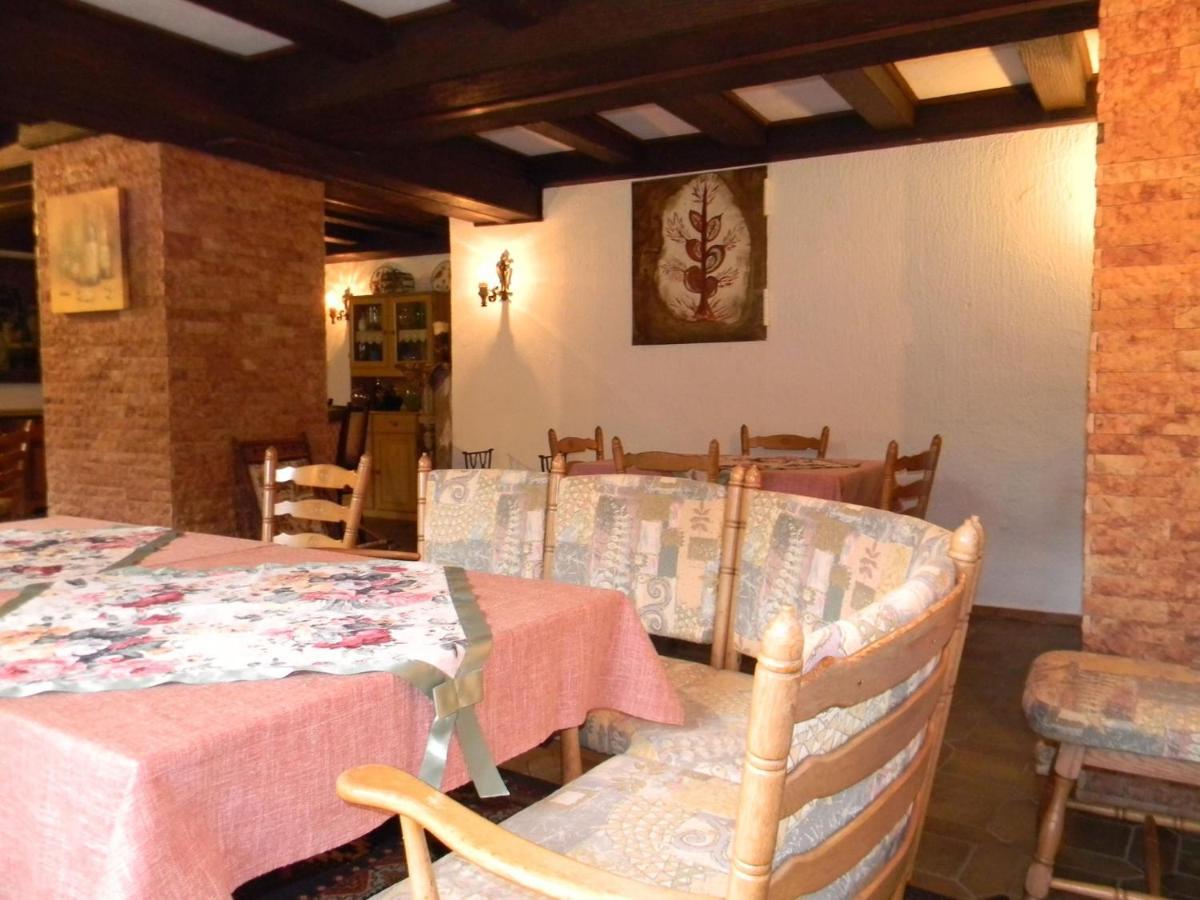 Gastehaus Am Calmont Bed & Breakfast Едигер-Елер Екстериор снимка