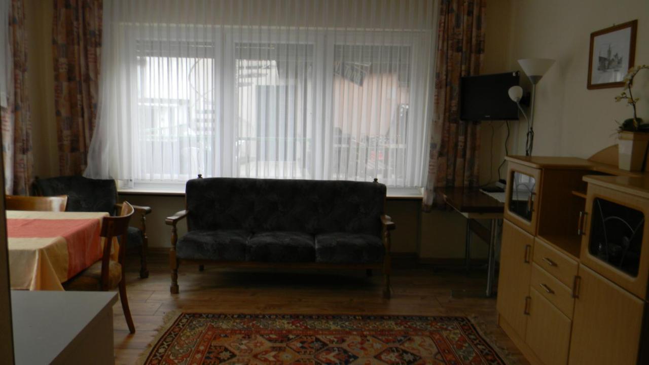 Gastehaus Am Calmont Bed & Breakfast Едигер-Елер Екстериор снимка