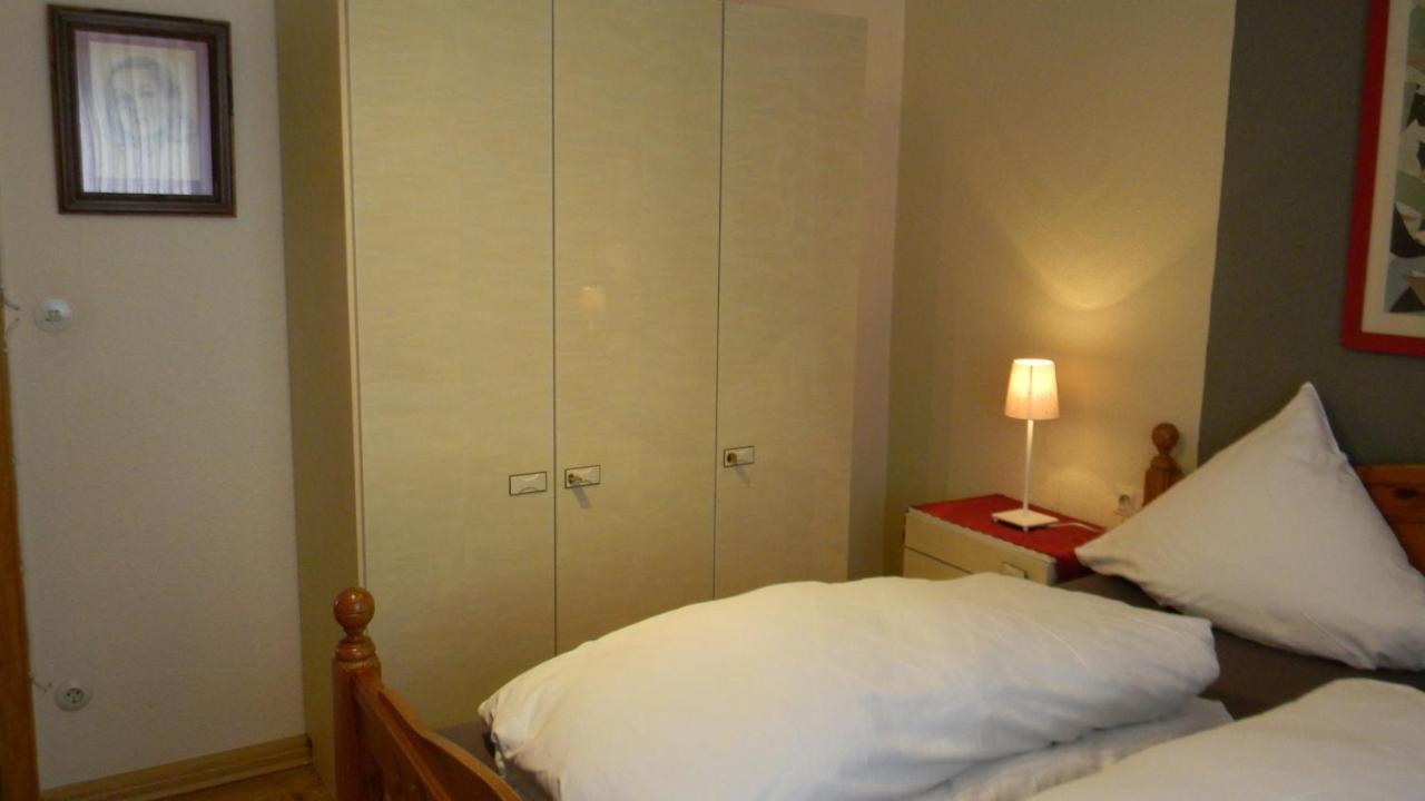 Gastehaus Am Calmont Bed & Breakfast Едигер-Елер Екстериор снимка