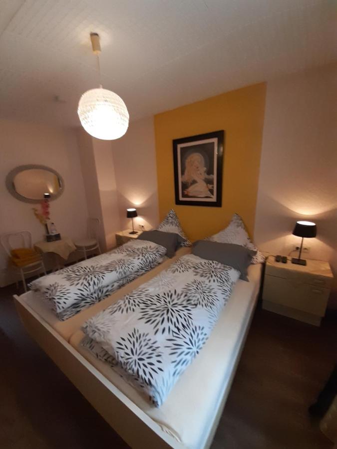 Gastehaus Am Calmont Bed & Breakfast Едигер-Елер Екстериор снимка