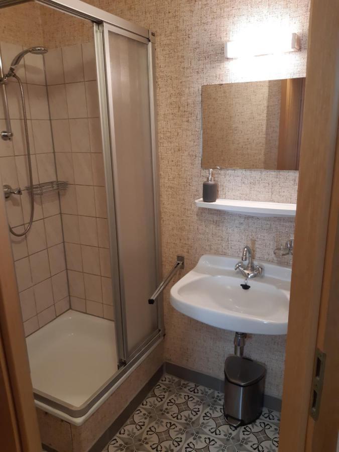 Gastehaus Am Calmont Bed & Breakfast Едигер-Елер Екстериор снимка