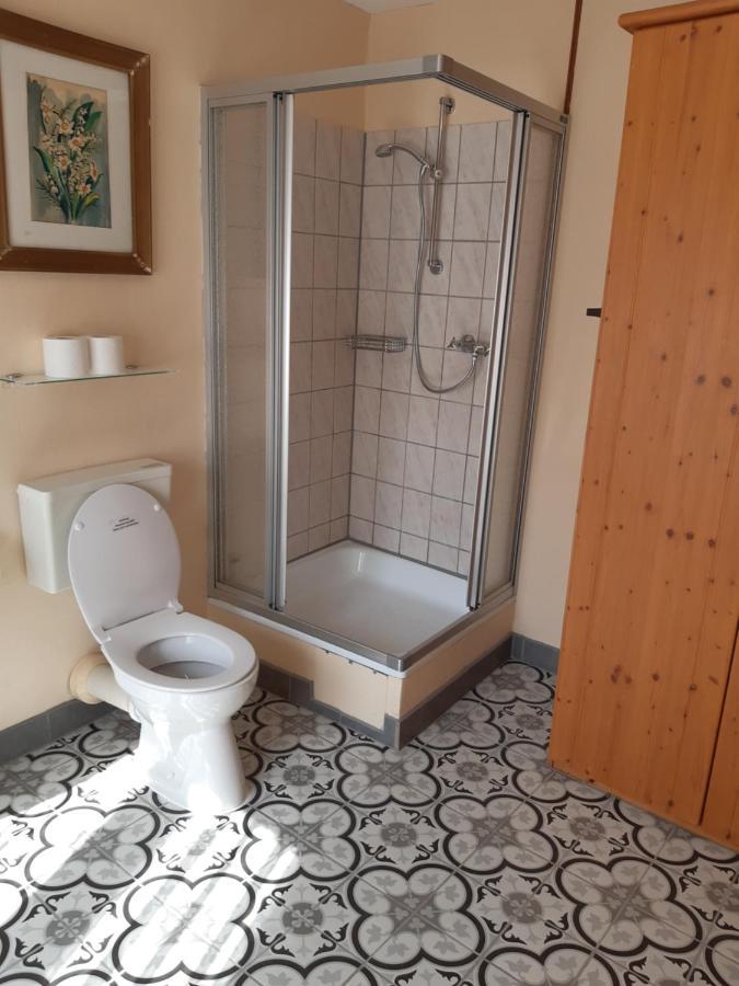 Gastehaus Am Calmont Bed & Breakfast Едигер-Елер Екстериор снимка