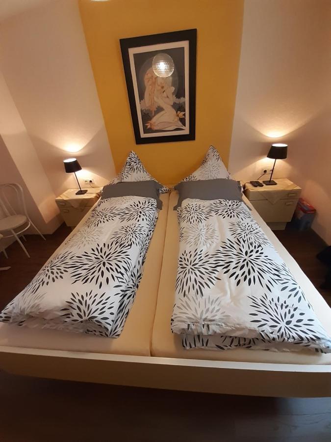 Gastehaus Am Calmont Bed & Breakfast Едигер-Елер Екстериор снимка